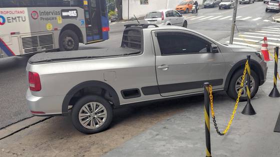 VOLKSWAGEN SAVEIRO 1.6 MSI TRENDLINE CS 8V FLEX 2P MANUAL